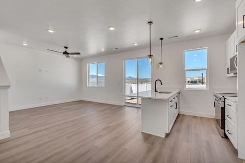 Tiny photo for 663 E RYEGRASS DR #303, Eagle Mountain, UT 84005 (MLS # 2154157)