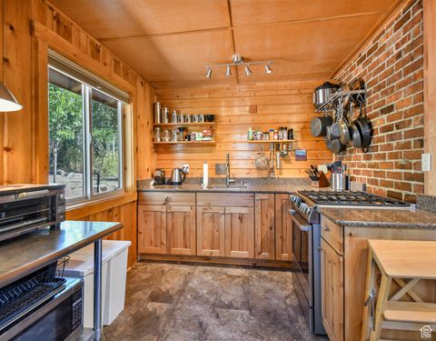 Tiny photo for 64 NAVAJO WAY, Oakley, UT 84055 (MLS # 2103635)