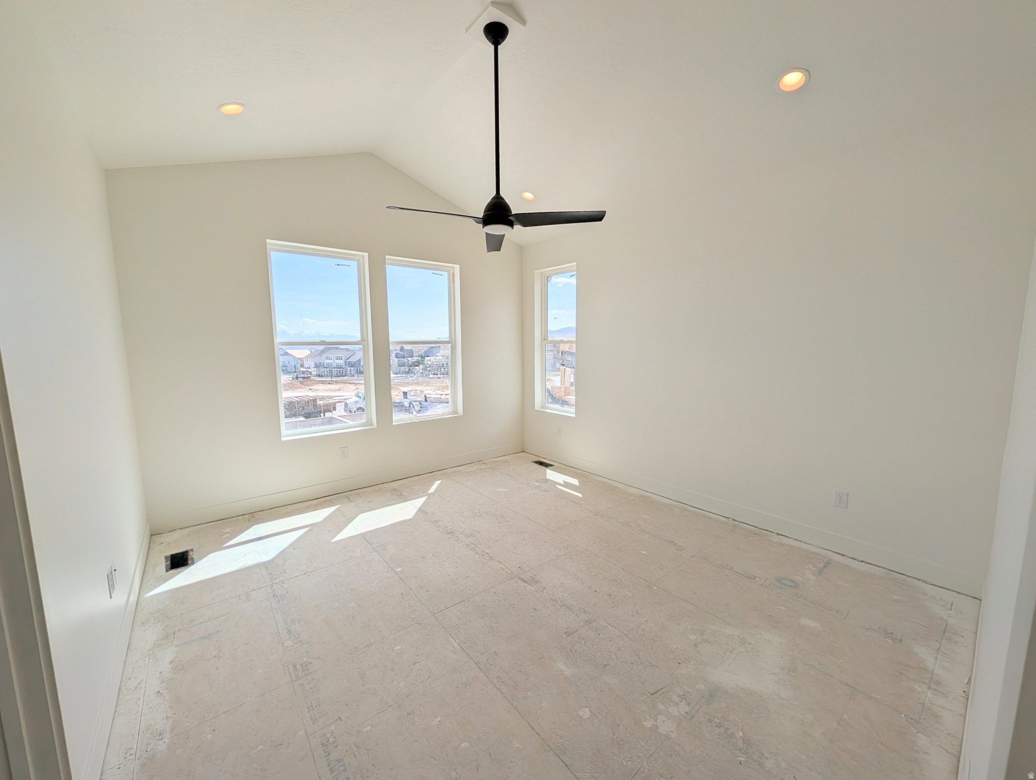 DAYBREAK - Residential