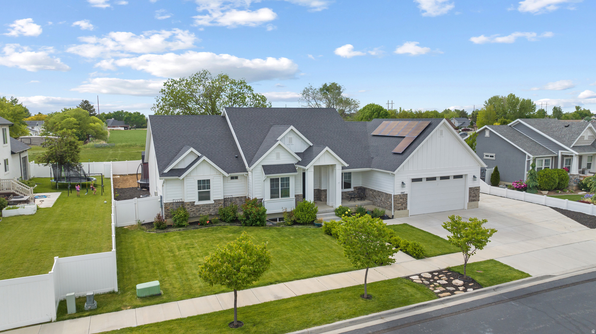 STONEBRIDGE - Residential