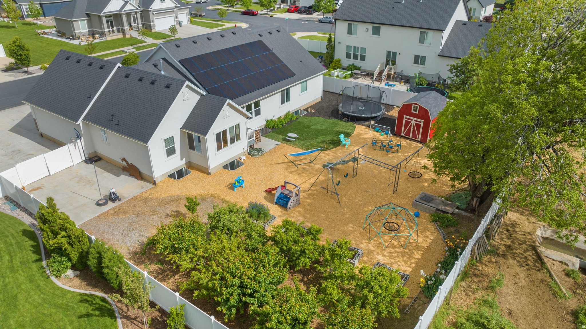 STONEBRIDGE - Residential