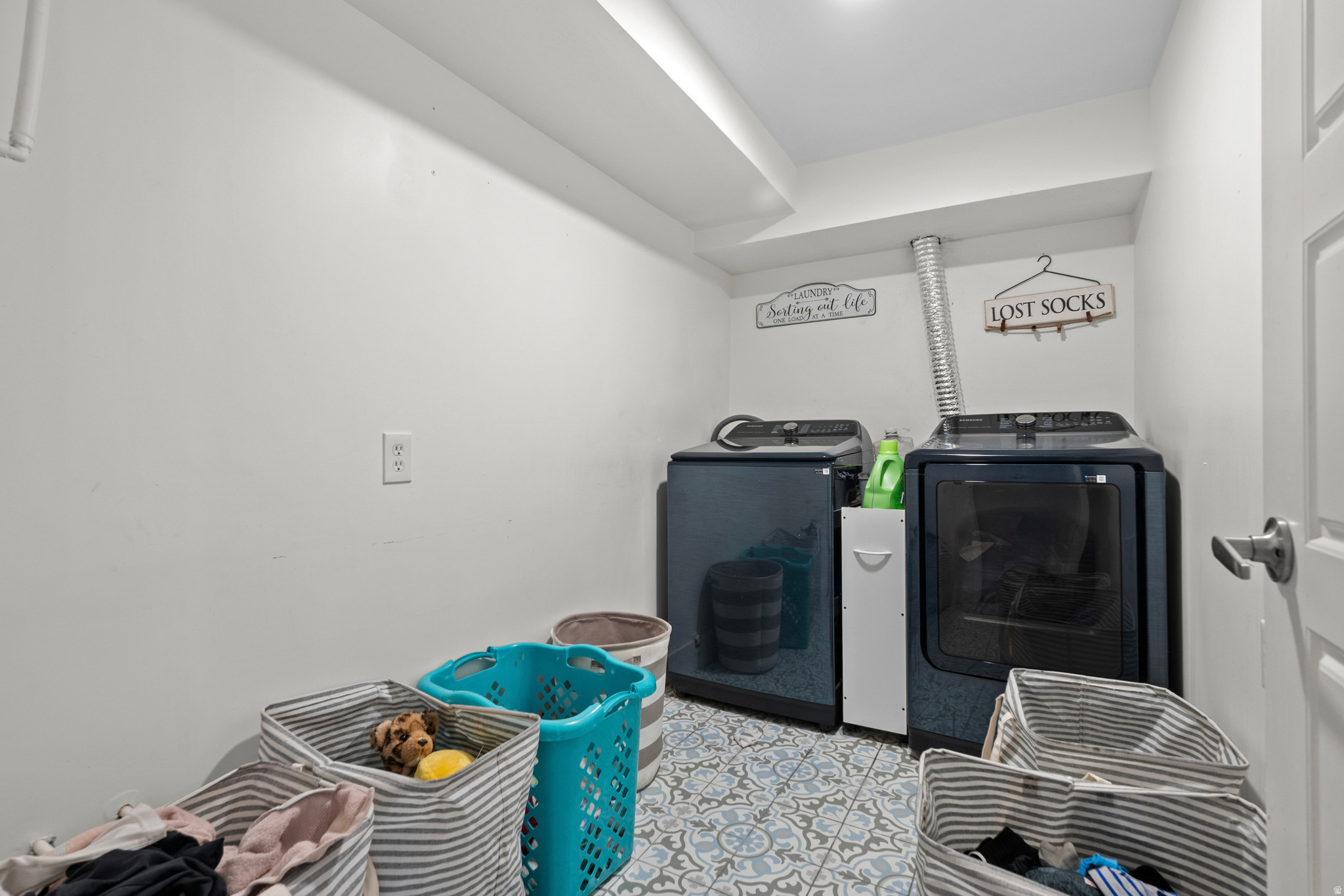 ESTATES AT ROSE CREEK PLAT 1 - Residential