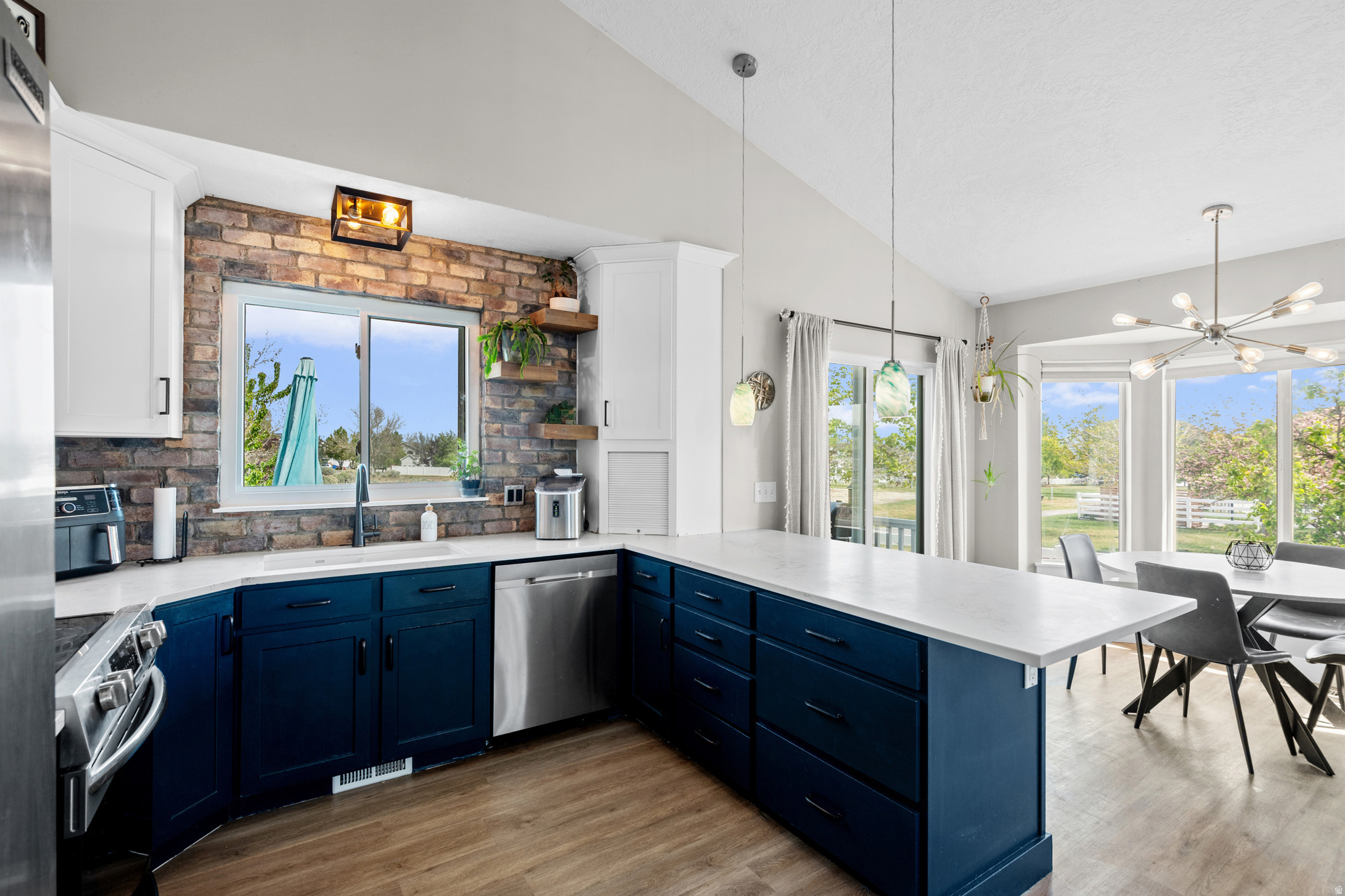 ESTATES AT ROSE CREEK PLAT 1 - Residential