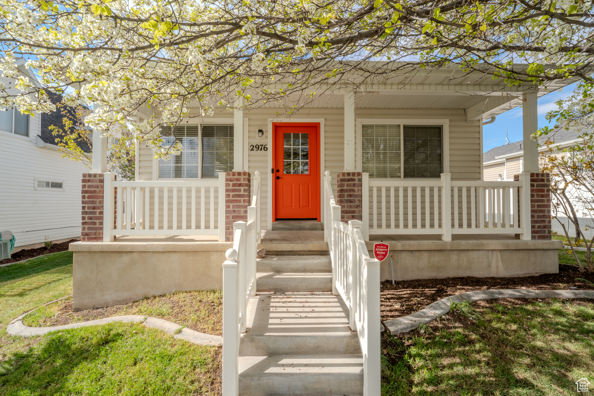ASH POINT AT SADDLE ROCK RANCH - Residential