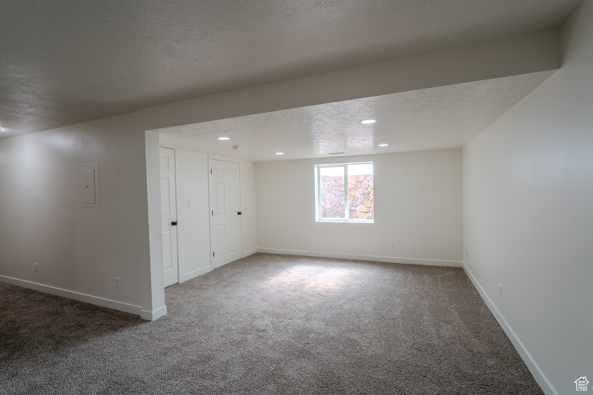 ASH POINT AT SADDLE ROCK RANCH - Residential