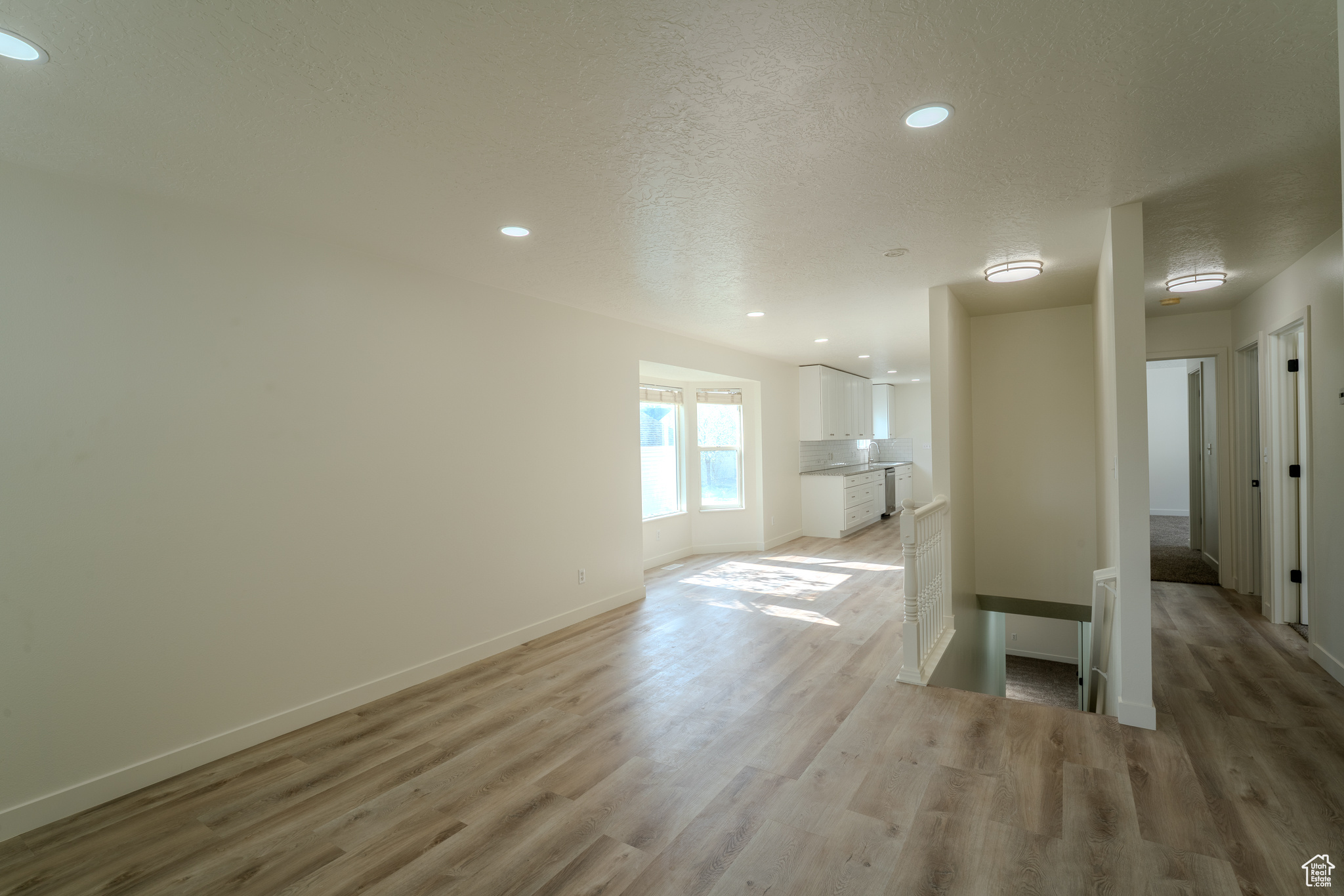 ASH POINT AT SADDLE ROCK RANCH - Residential
