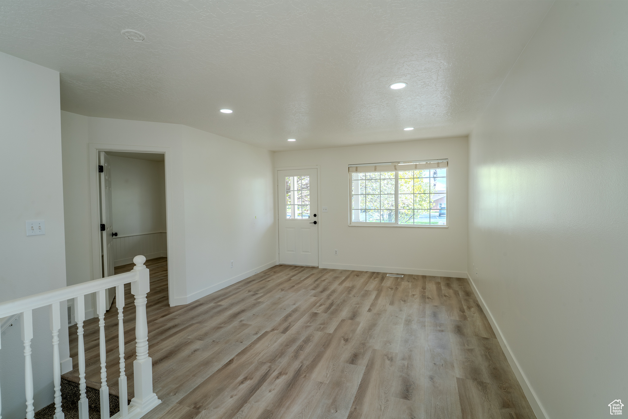 ASH POINT AT SADDLE ROCK RANCH - Residential
