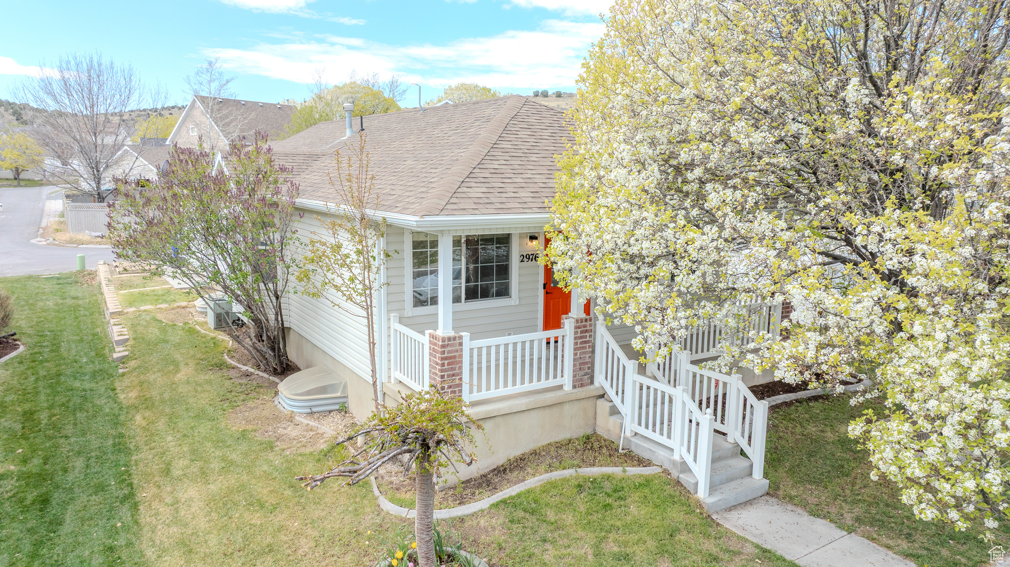 ASH POINT AT SADDLE ROCK RANCH - Residential