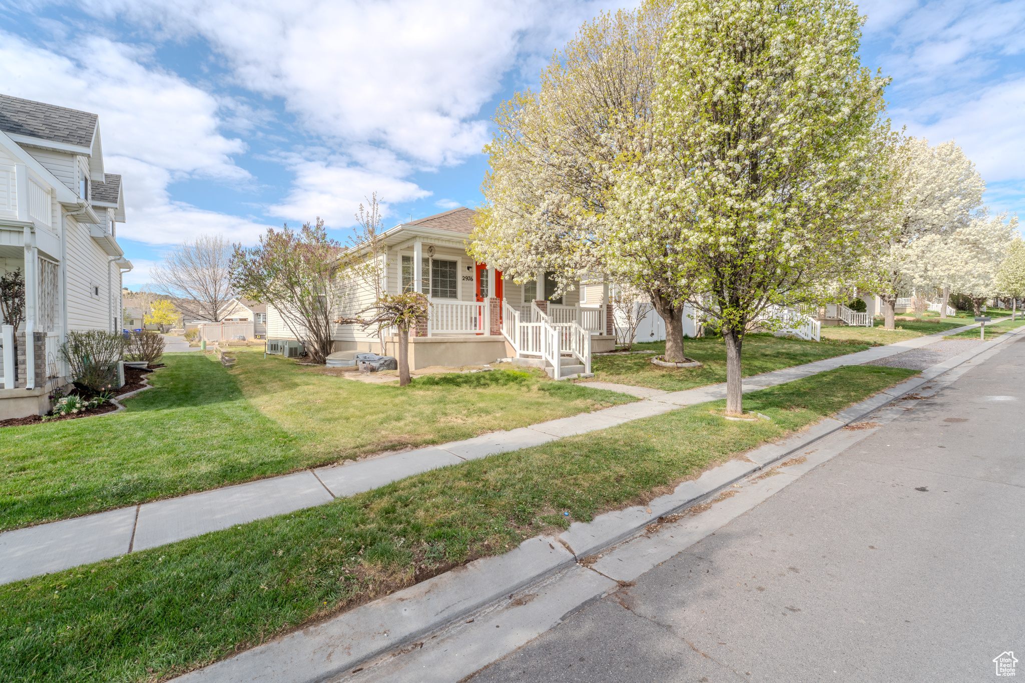ASH POINT AT SADDLE ROCK RANCH - Residential