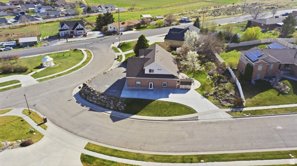 SPRING ACRES - Residential