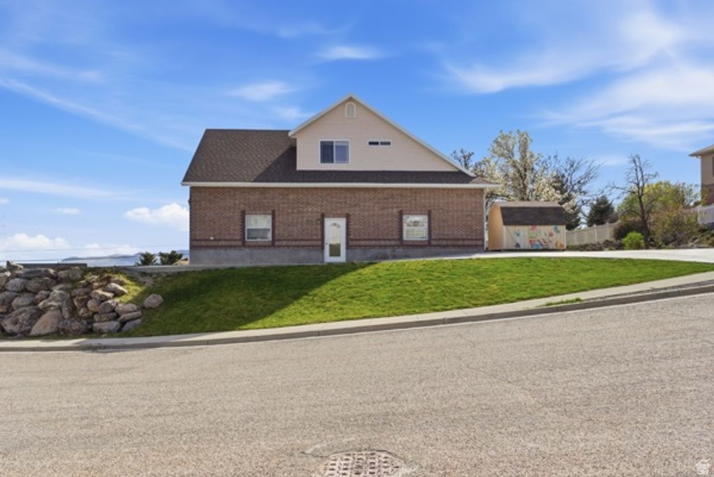 Photo of 1035 N VALLEY DR, Tremonton, UT 84337 (MLS # 2146525)