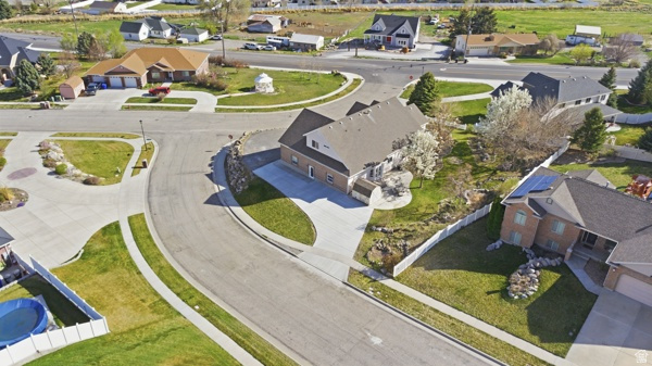 SPRING ACRES - Residential