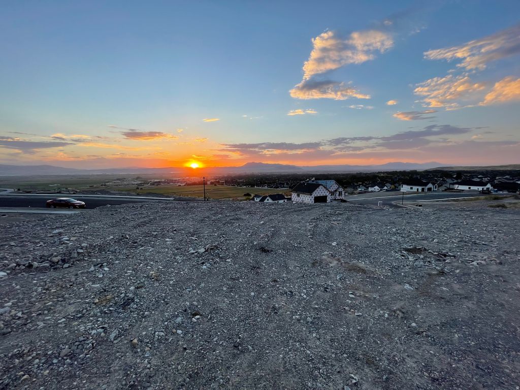 Photo of 738 S 1150 E #9, Smithfield, UT 84335 (MLS # 2131685)