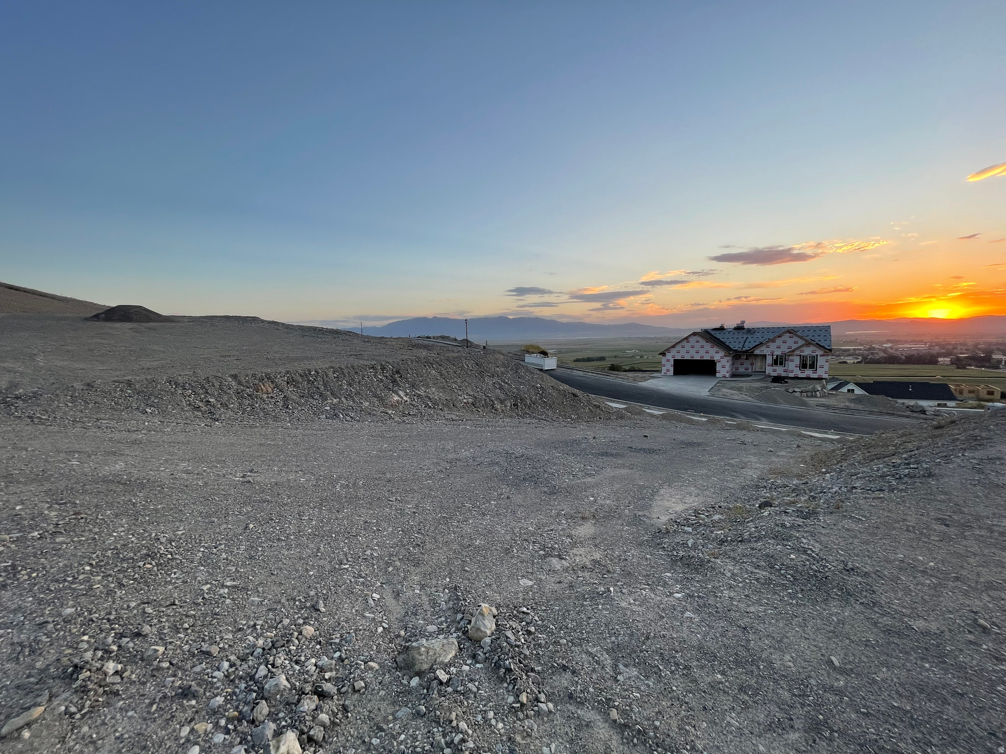 SKY VIEW HEIGHTS - Land