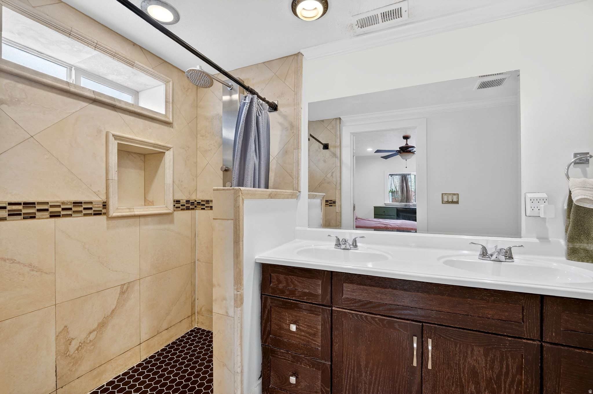 PARK RIDGE - Residential