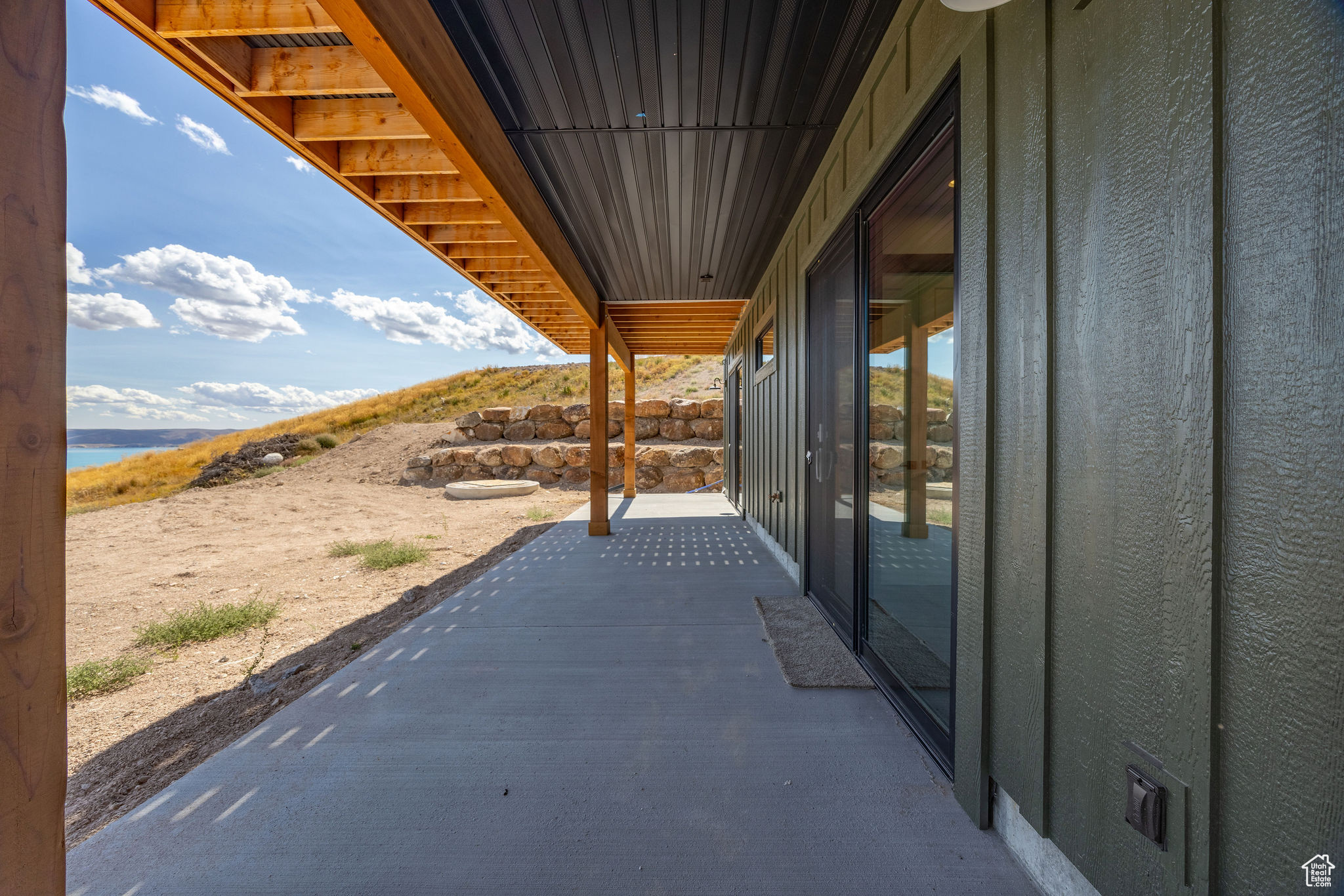 THE KNOLL AT THE RESERVE - Residential