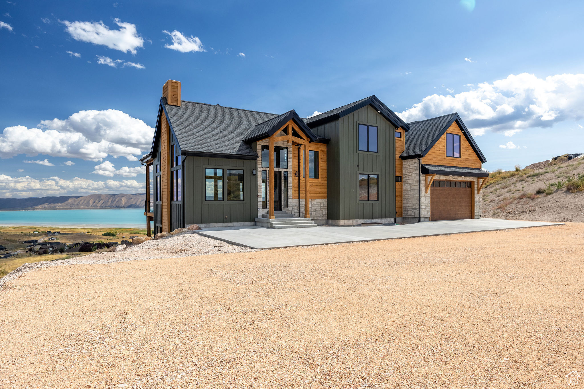 THE KNOLL AT THE RESERVE - Residential