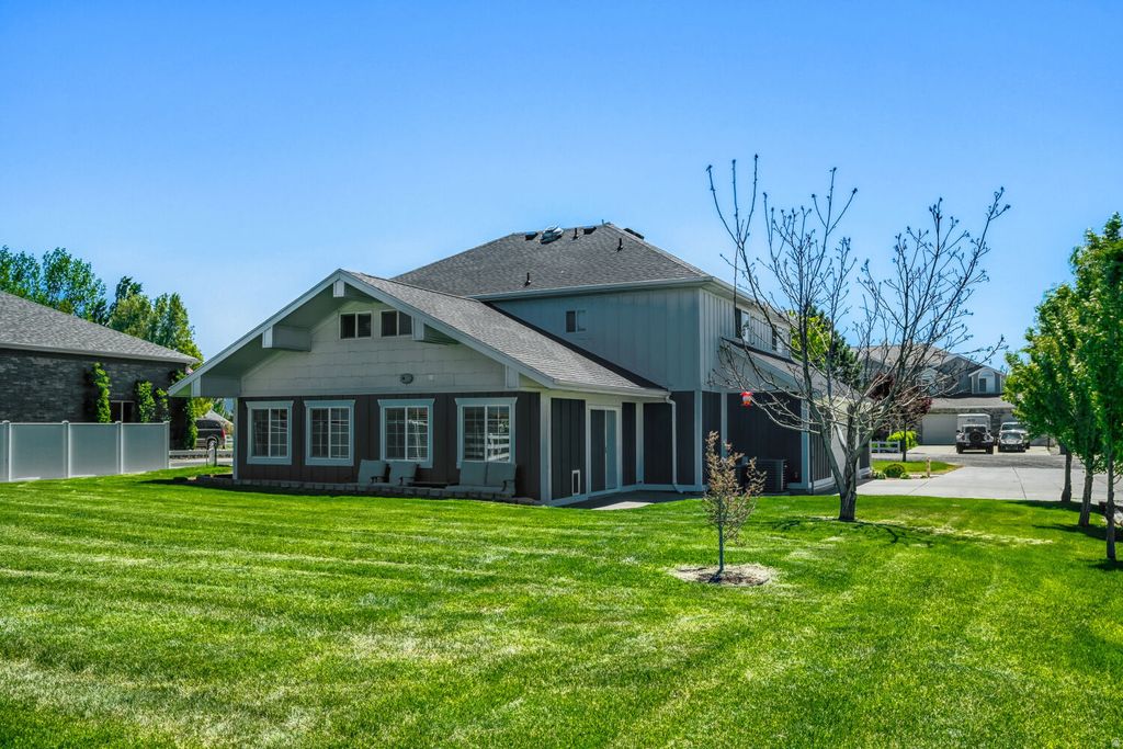 Photo of 5182 W 5725 S, Hooper, UT 84315 (MLS # 2156413)