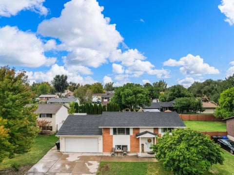 Tiny photo for 623 W 1635 N, Clinton, UT 84015 (MLS # 2185919)