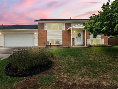 Photo of 623 W 1635 N, Clinton, UT 84015 (MLS # 2185919)