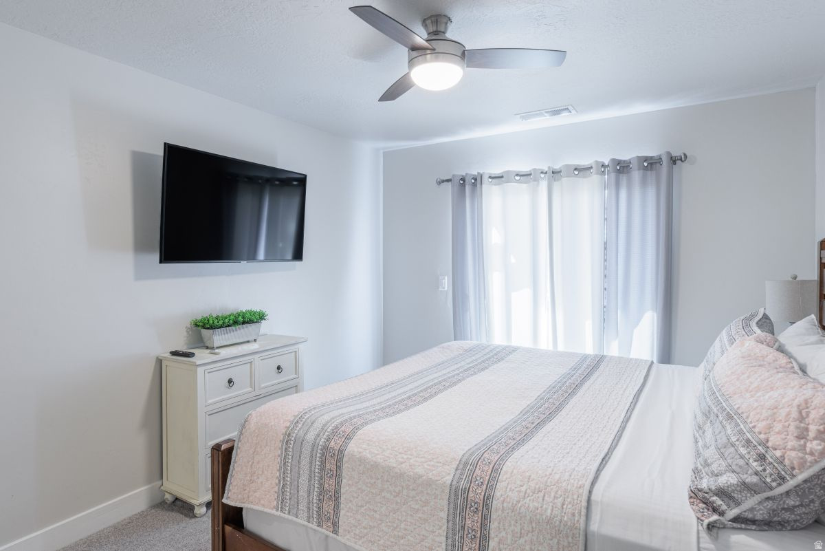 ESCAPES AT THE LEDGES PH 5 - Residential