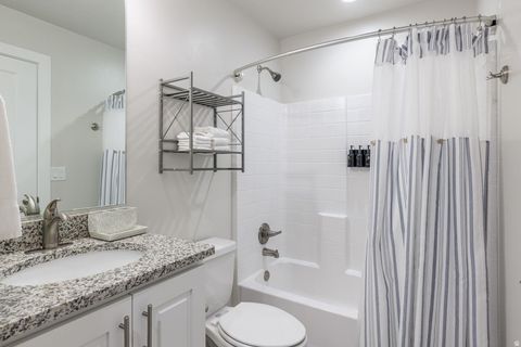 Tiny photo for 4845 N FISHERS WAY, Saint George, UT 84770 (MLS # 2129410)