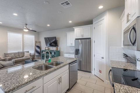 Tiny photo for 4845 N FISHERS WAY, Saint George, UT 84770 (MLS # 2129410)