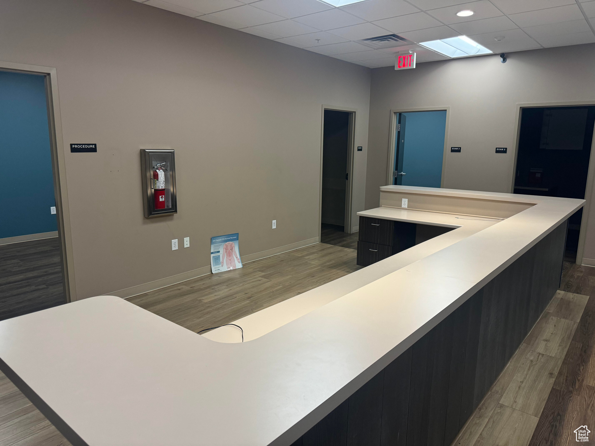 HIGHLAND - Commercial Lease