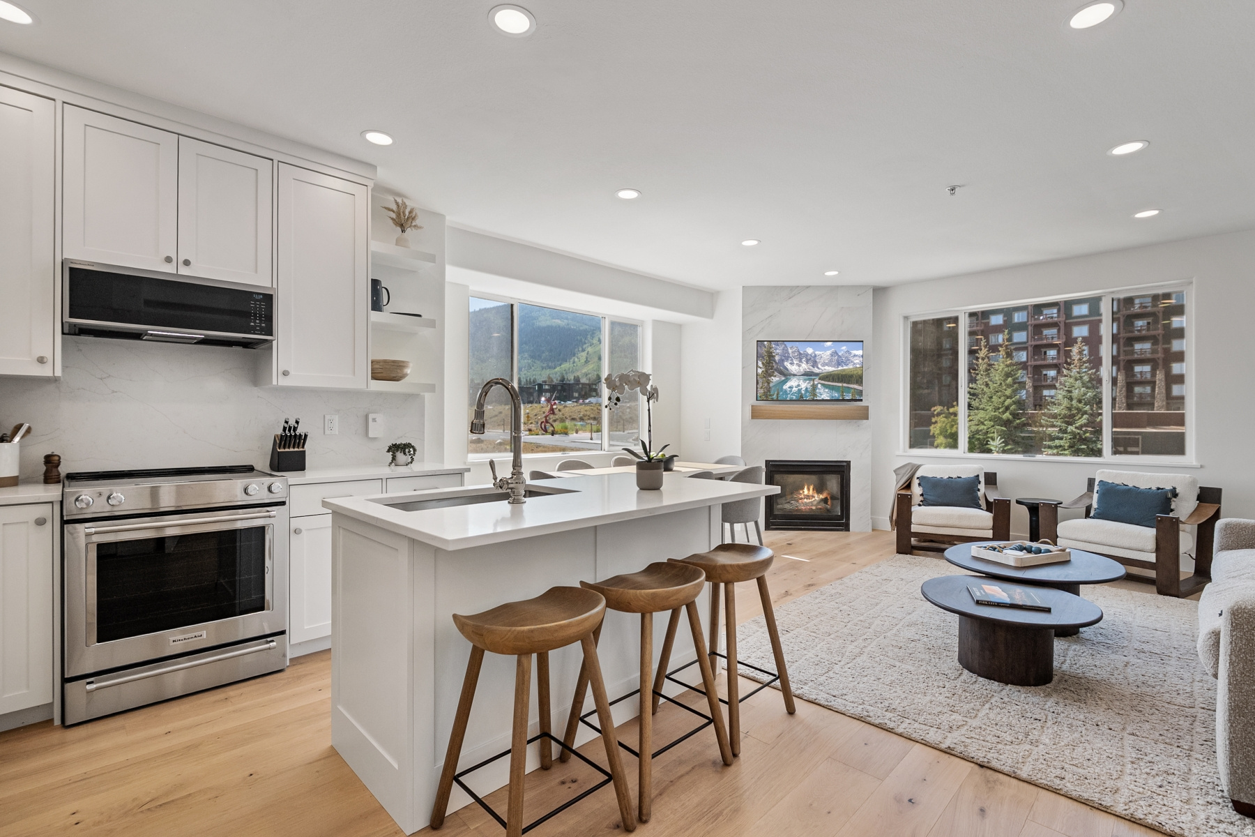 SILVERADO LODGE CONDOMINIUM - Residential