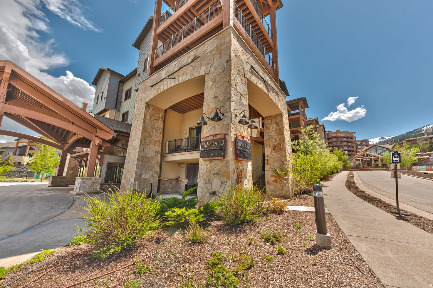 SILVERADO LODGE CONDOMINIUM - Residential
