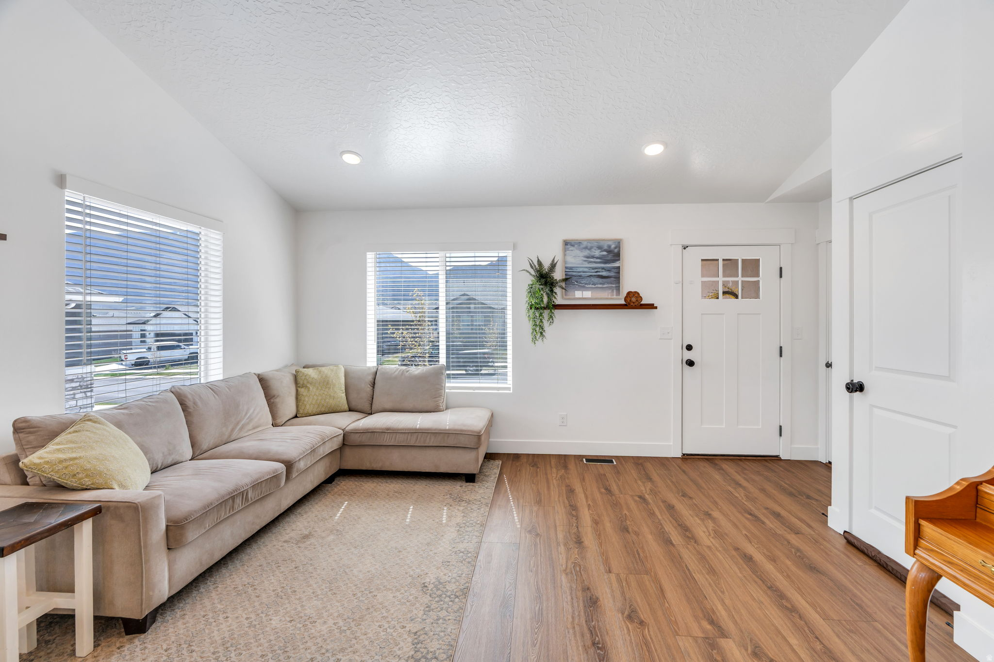 THE HILLS AT SUMMIT RIDGE - Residential