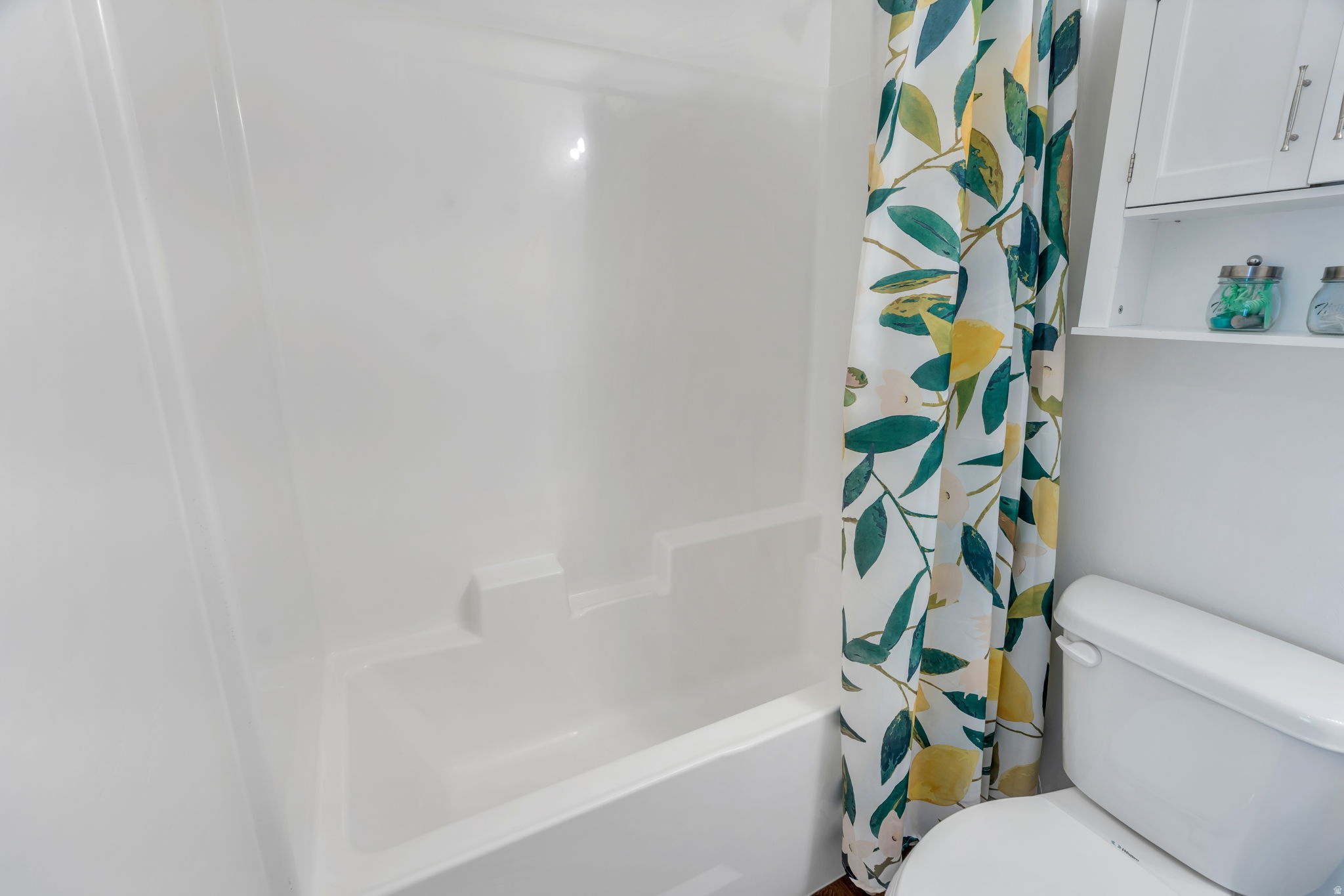 THE HILLS AT SUMMIT RIDGE - Residential