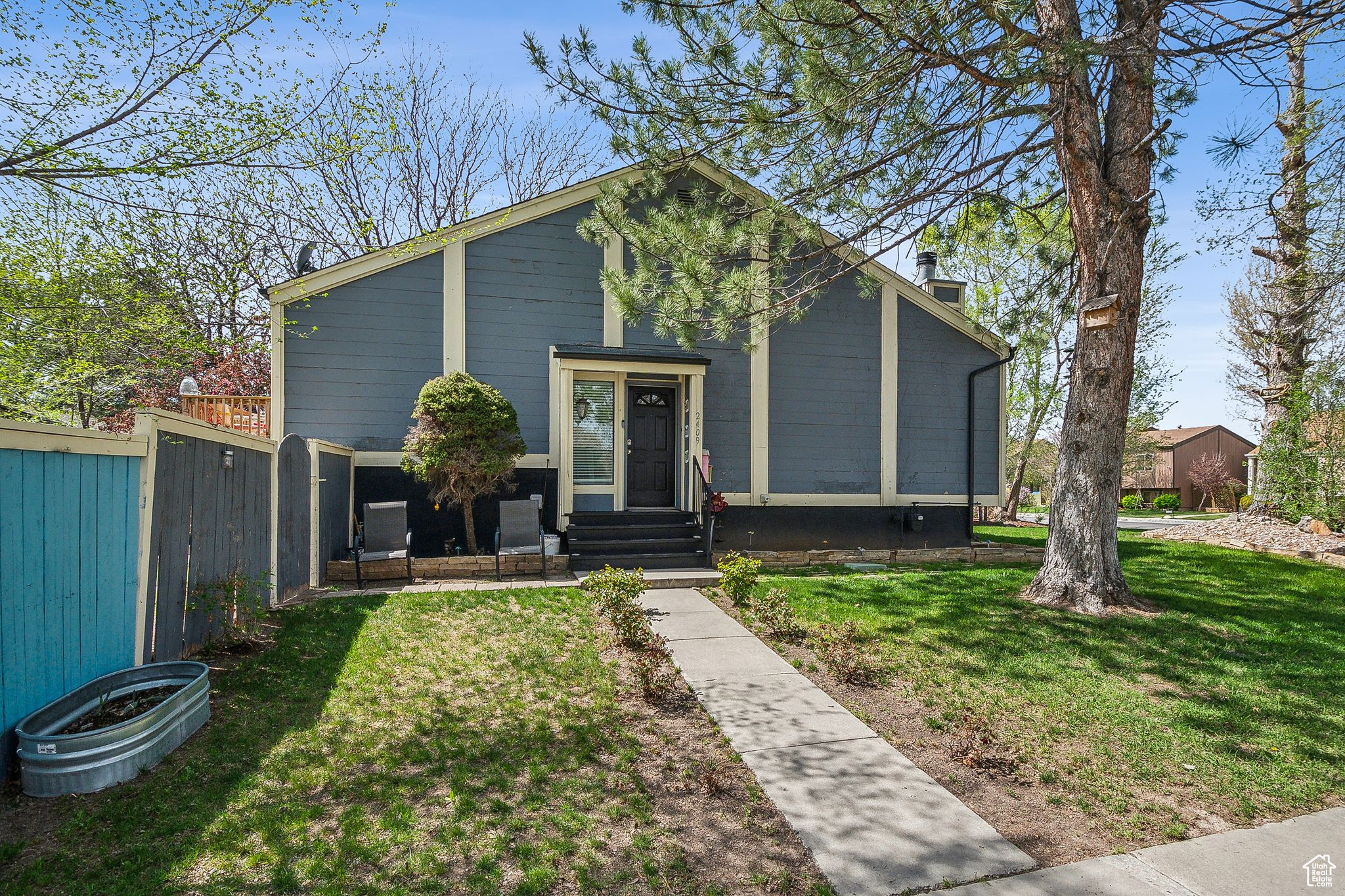 2409 W Hardrock Dr, Taylorsville, Utah image 2