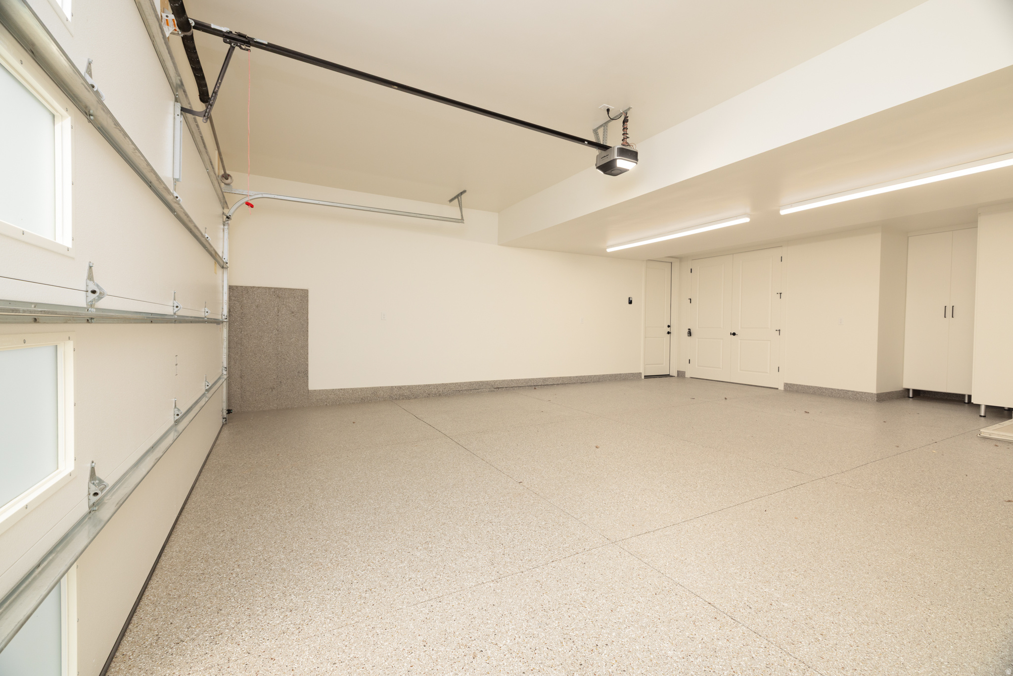 HIDEOUT CANYON - Residential