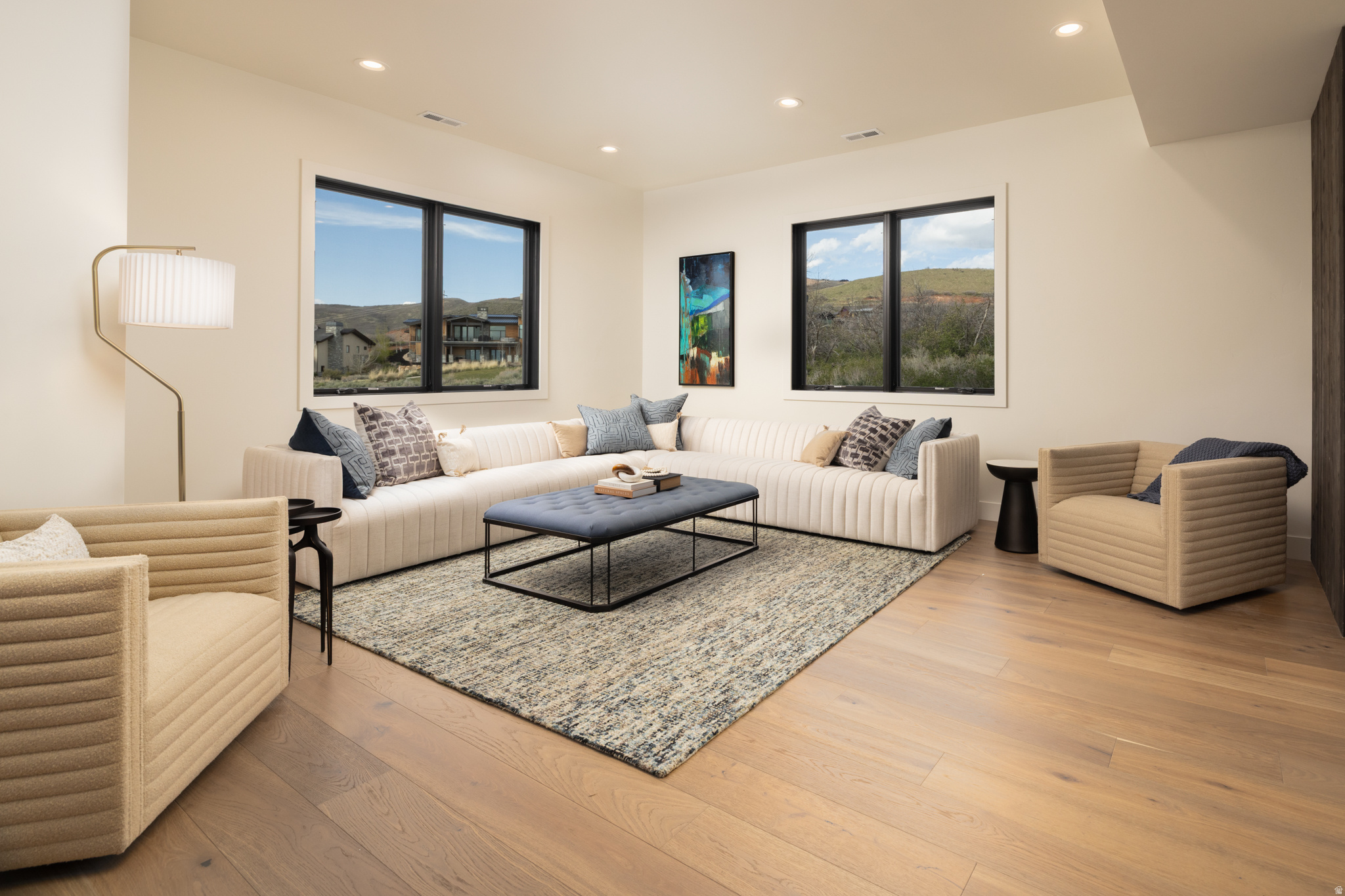 HIDEOUT CANYON - Residential