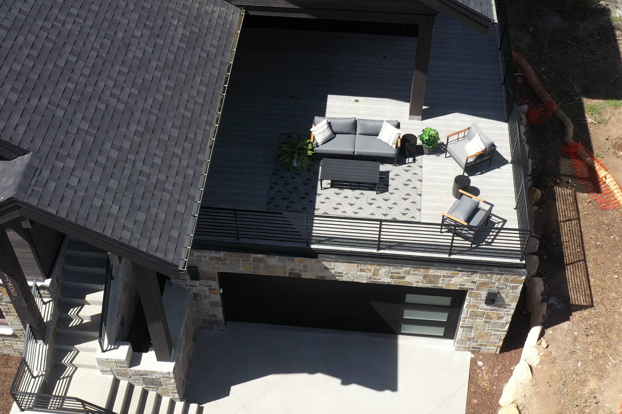 HIDEOUT CANYON - Residential