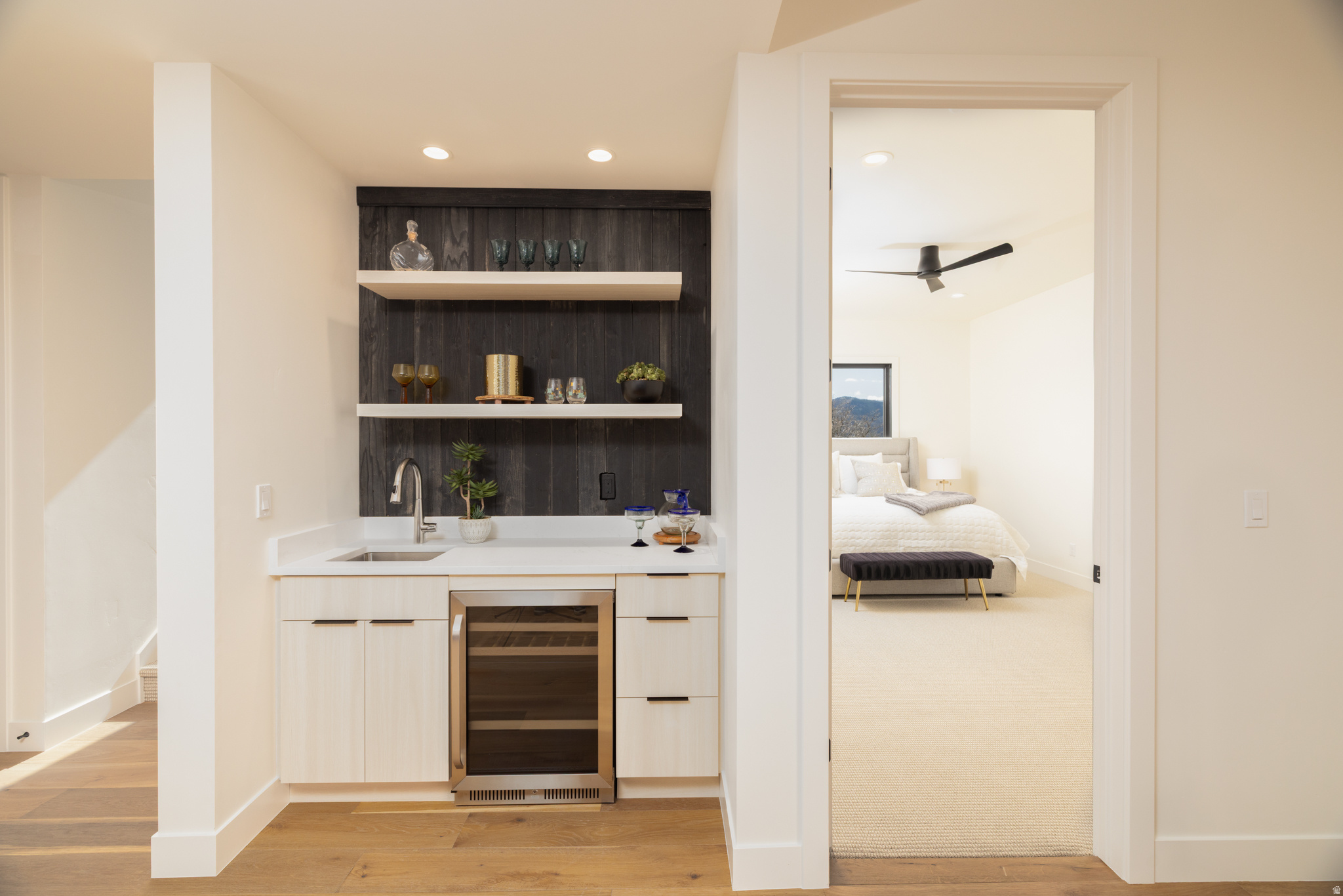 HIDEOUT CANYON - Residential