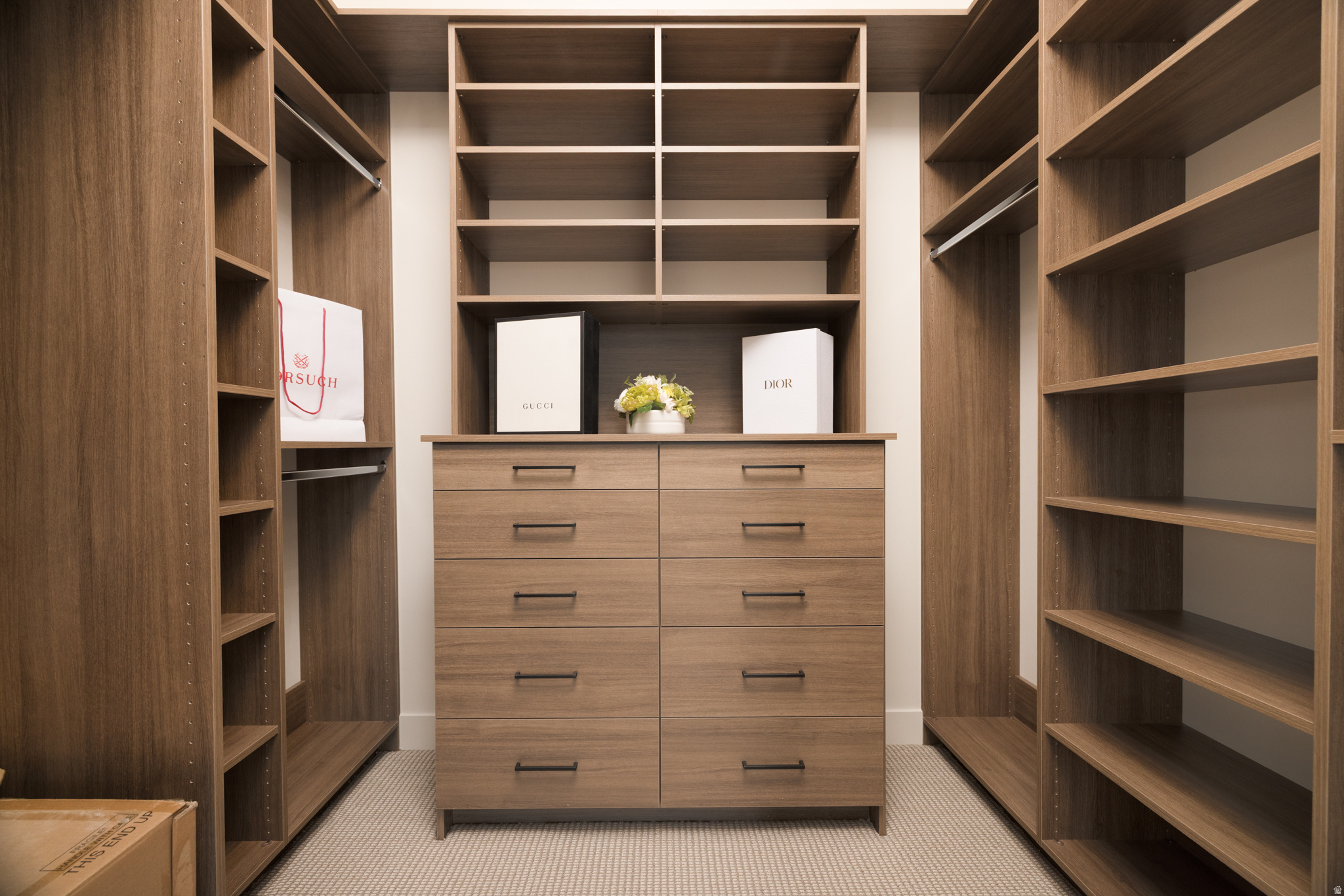 HIDEOUT CANYON - Residential