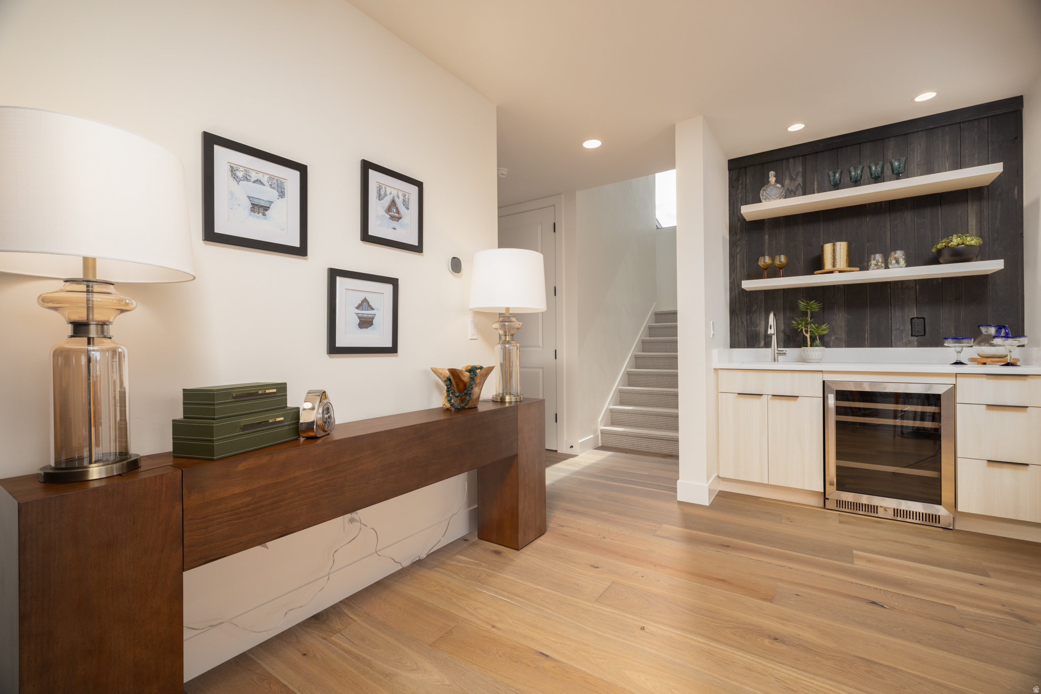 HIDEOUT CANYON - Residential