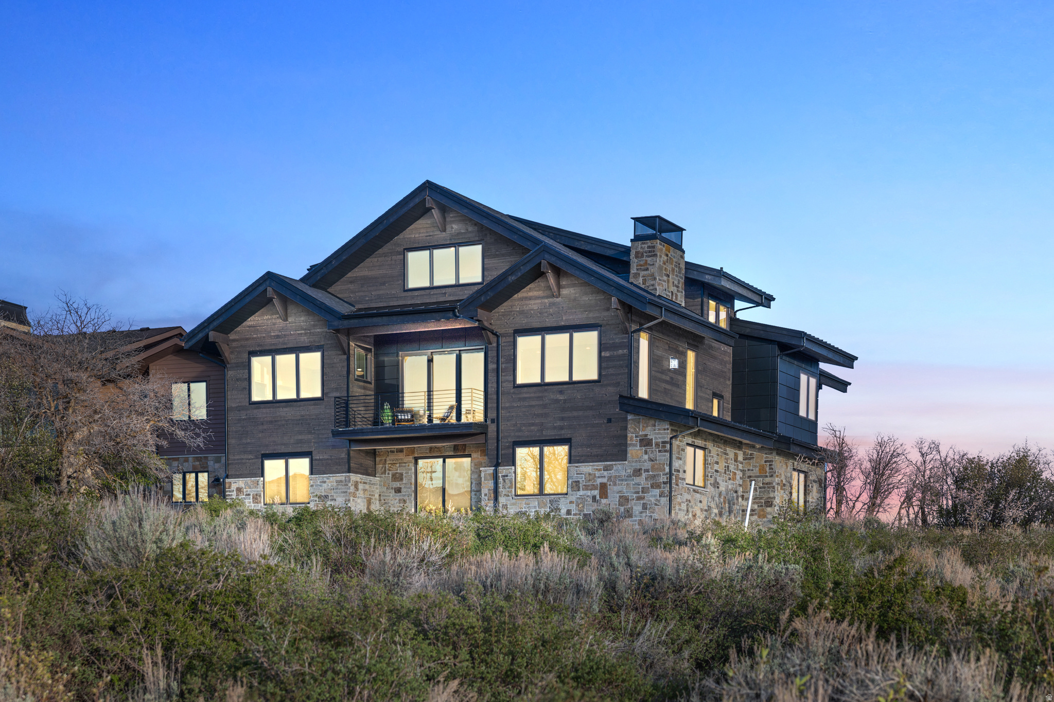 HIDEOUT CANYON - Residential