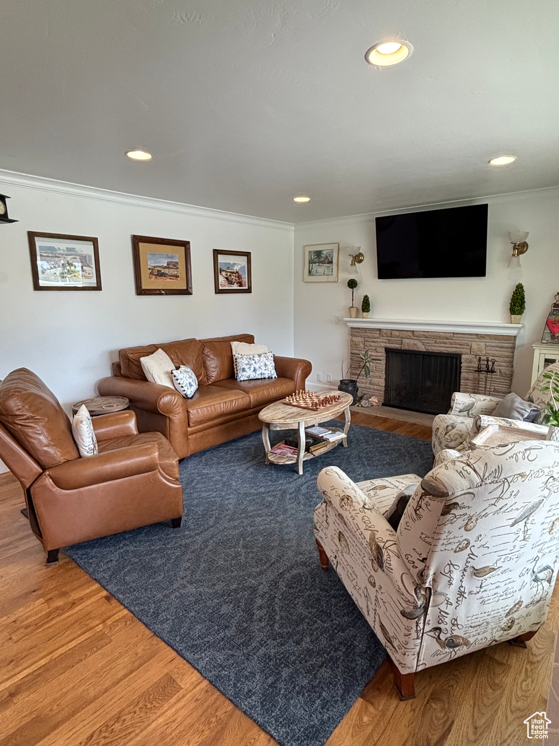 SUNNYSIDE HEIGHTS - Residential