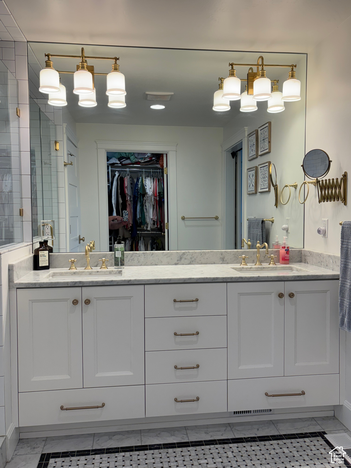 SUNNYSIDE HEIGHTS - Residential