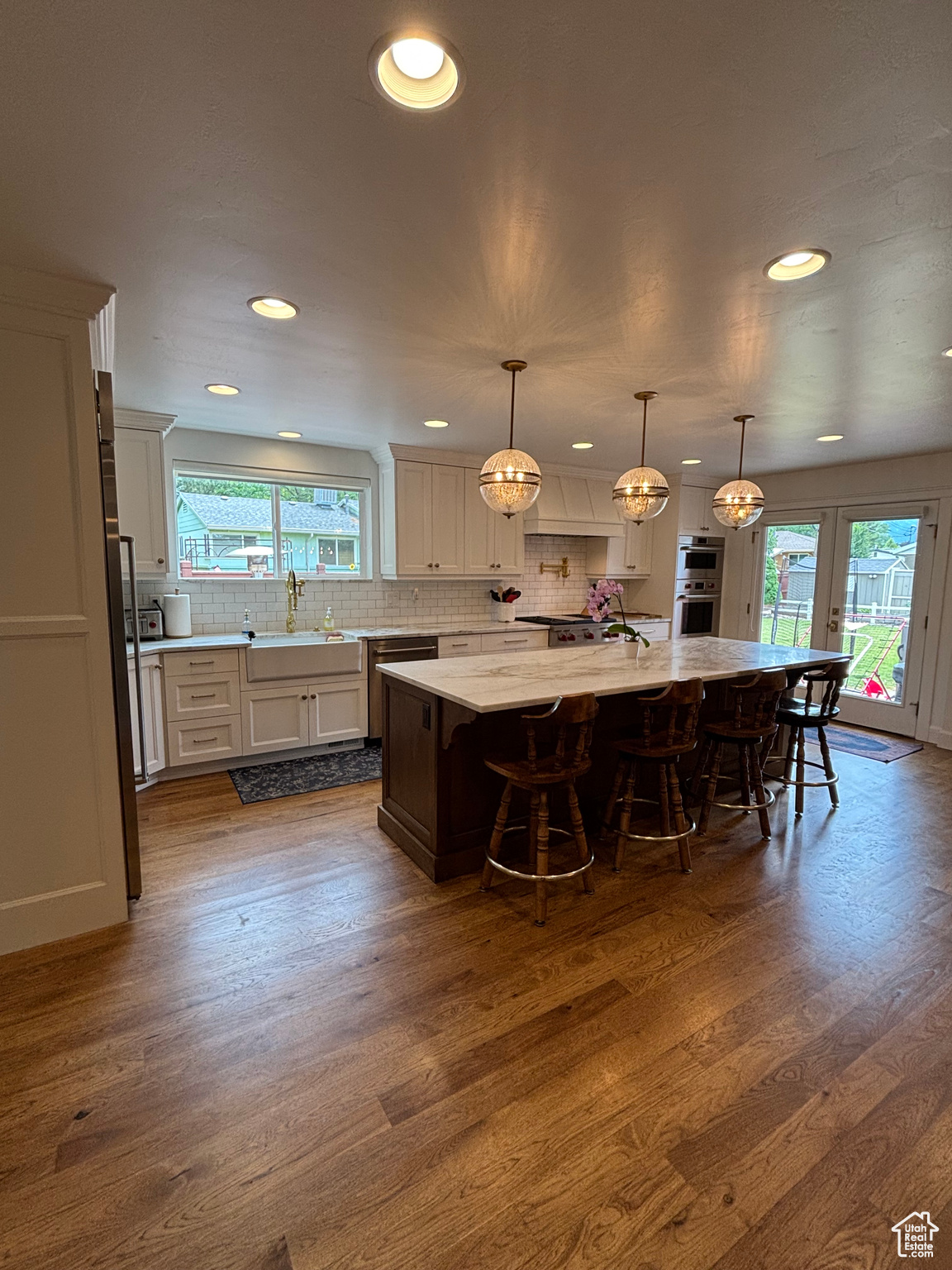 SUNNYSIDE HEIGHTS - Residential