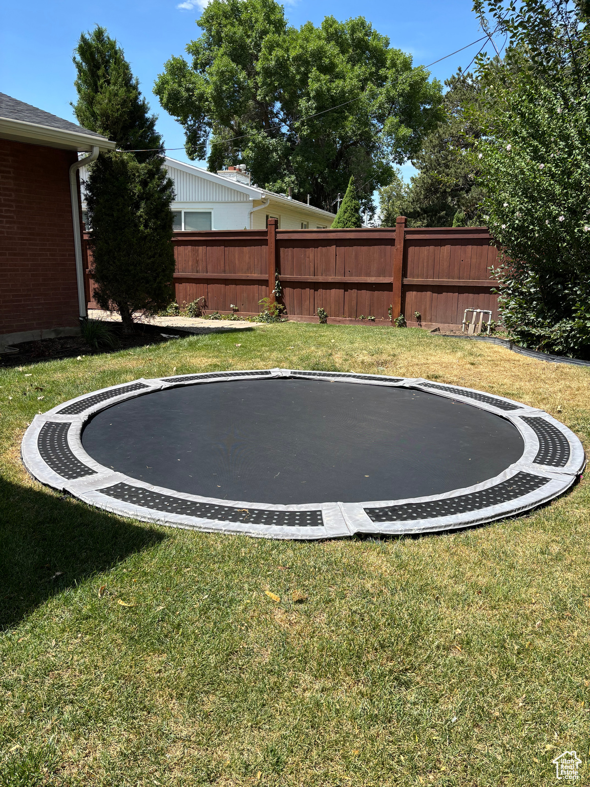 SUNNYSIDE HEIGHTS - Residential