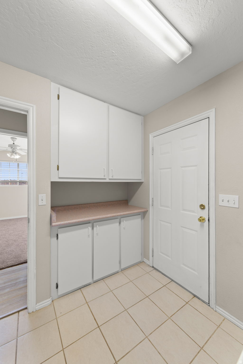 WASHINGTON EST & AMD LOTS 31 32 33 - Residential