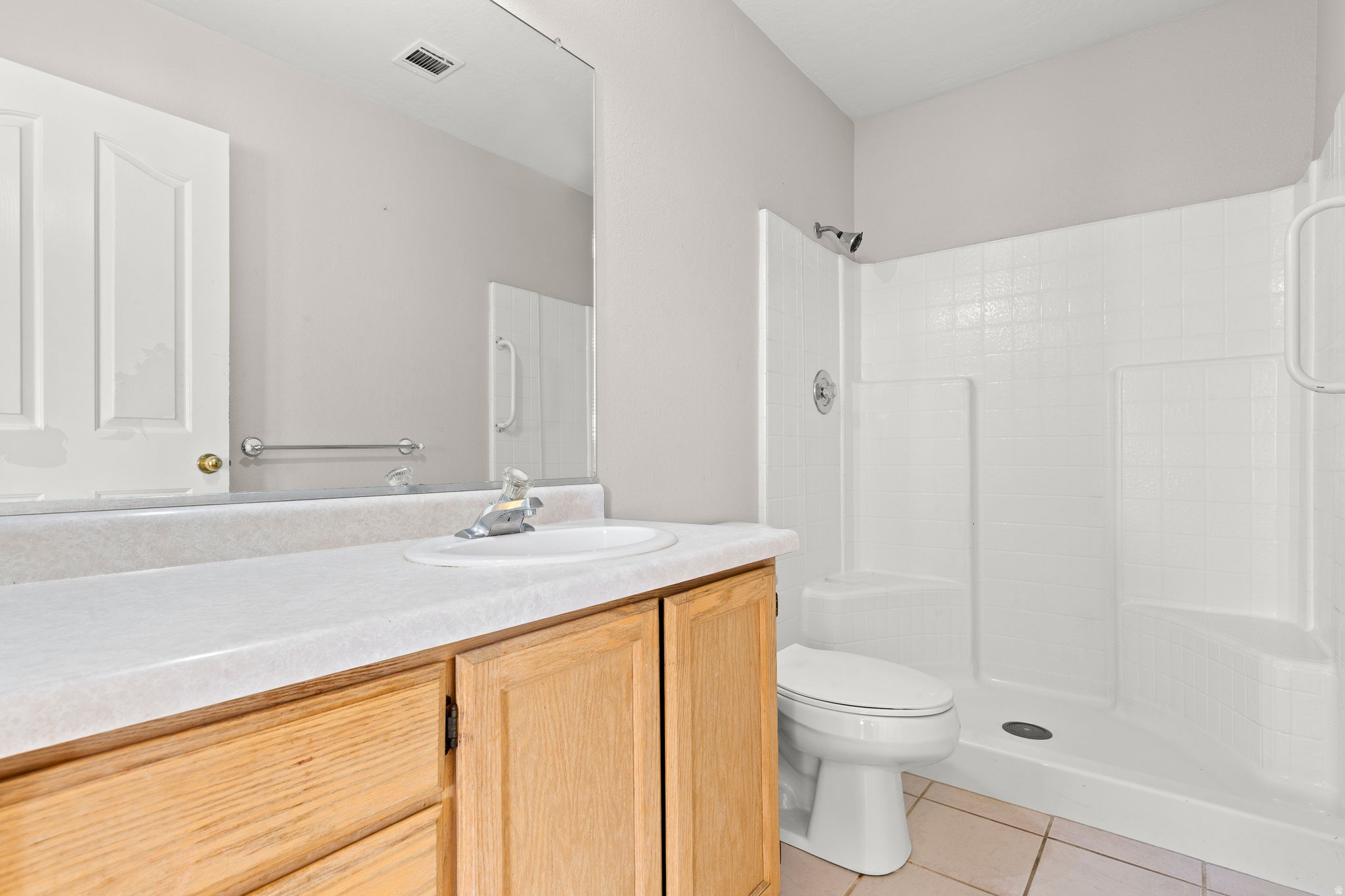 WASHINGTON EST & AMD LOTS 31 32 33 - Residential