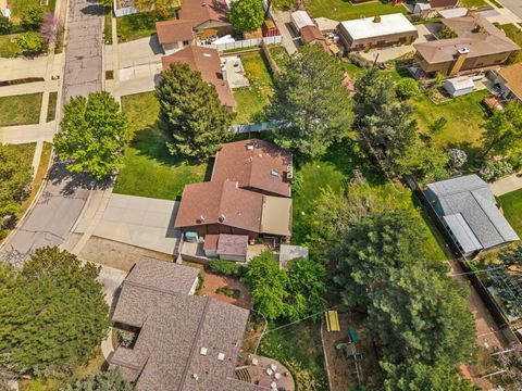 Tiny photo for 1498 E MOUNT MANOR CIR, Cottonwood Heights, UT 84121 (MLS # 2151690)