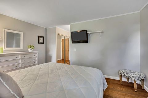 Tiny photo for 1498 E MOUNT MANOR CIR, Cottonwood Heights, UT 84121 (MLS # 2151690)