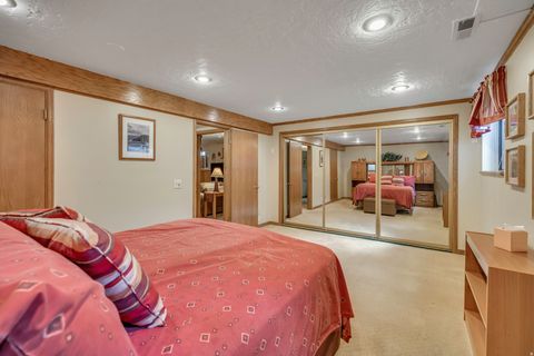 Tiny photo for 1498 E MOUNT MANOR CIR, Cottonwood Heights, UT 84121 (MLS # 2151690)