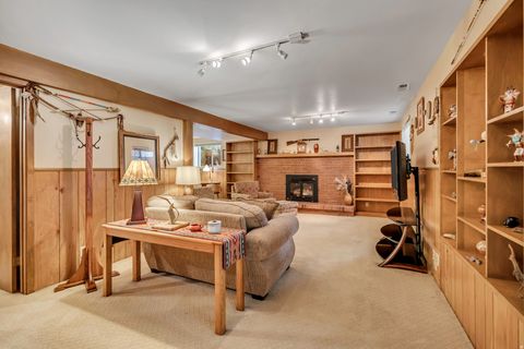 Tiny photo for 1498 E MOUNT MANOR CIR, Cottonwood Heights, UT 84121 (MLS # 2151690)